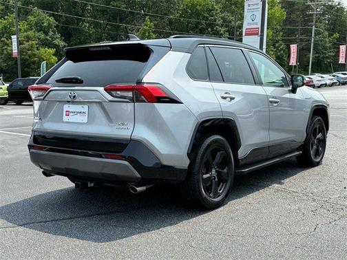 2021 Toyota RAV4 Hybrid SE