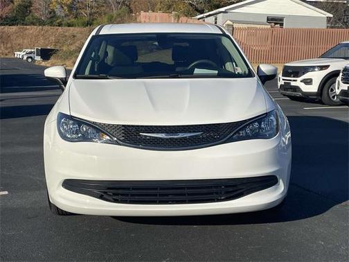 2017 Chrysler Pacifica Touring