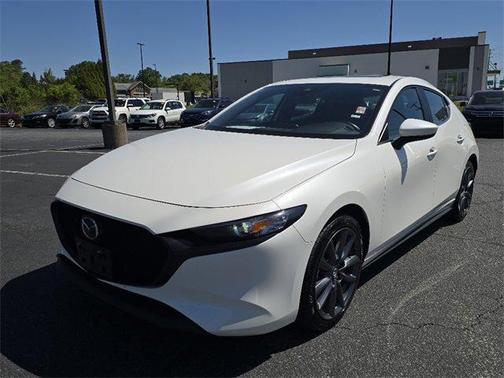 2023 Mazda Mazda3 FWD w/Preferred Package