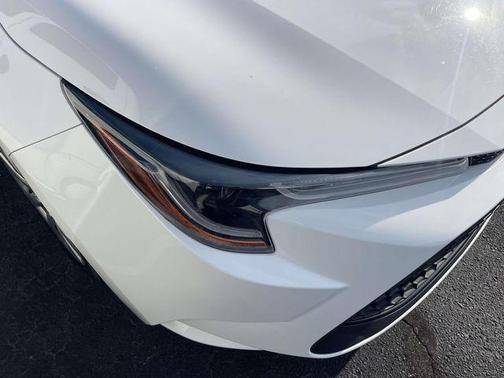 Super White 2021 Toyota Corolla LE