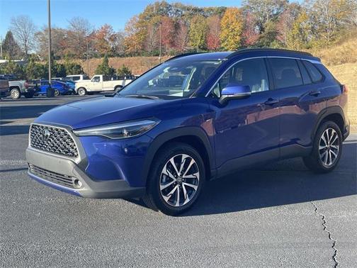 2024 Toyota Corolla Cross XLE