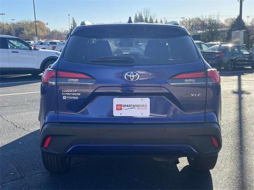 2024 Toyota Corolla Cross XLE