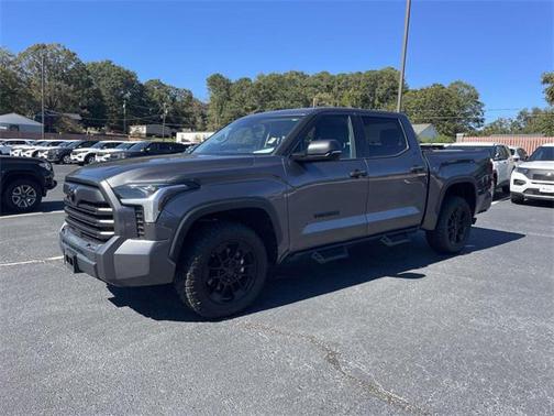 2022 Toyota Tundra SR5