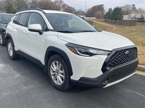 2024 Toyota Corolla Cross LE