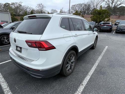 2022 Volkswagen Tiguan 2.0T SE