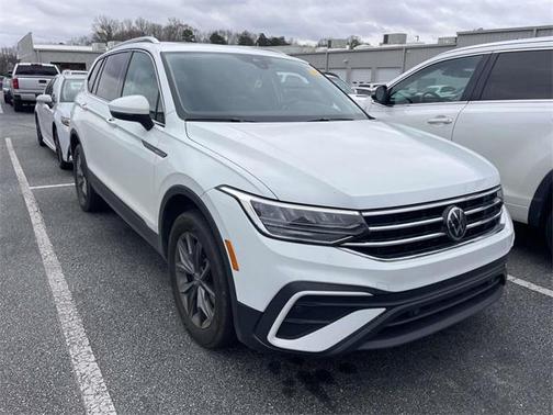 2022 Volkswagen Tiguan 2.0T SE
