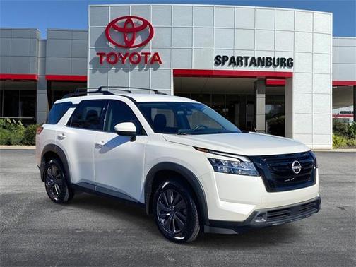 2022 Nissan Pathfinder SV 2WD