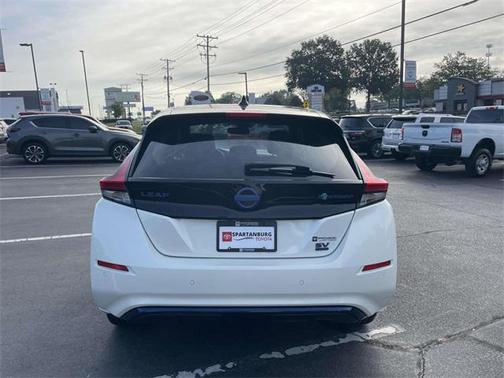 2020 Nissan Leaf SV PLUS 62 kWh