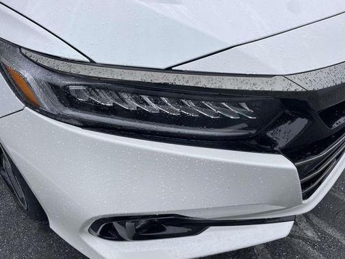 Platinum White Pearl 2022 Honda Accord Sport 1.5T