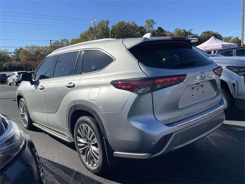 2020 Toyota Highlander Platinum