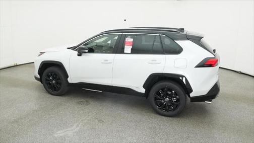 2025 Toyota RAV4 Hybrid SE