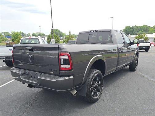 2022 RAM 2500 Limited Crew Cab 4x4 8' Box