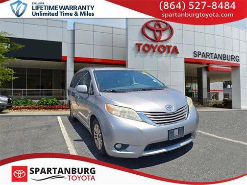 2012 Toyota Sienna XLE