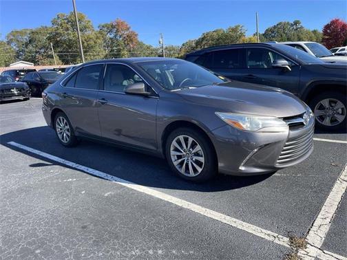 2017 Toyota Camry XLE