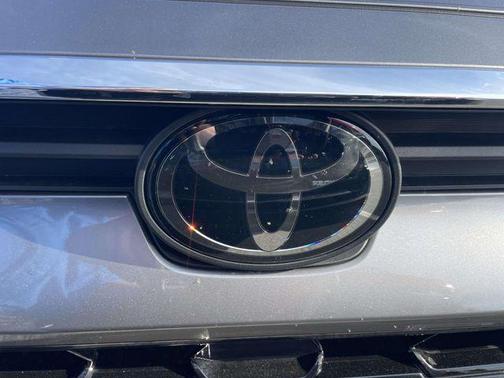 Heavy Metal 2026 Toyota Grand Highlander Hybrid Limited