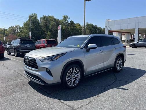 2021 Toyota Highlander Platinum