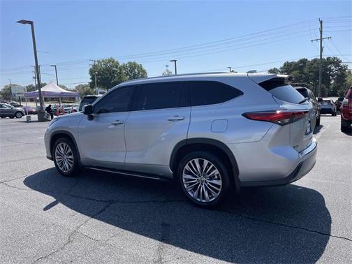 2021 Toyota Highlander Platinum