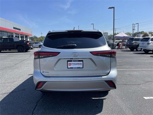2021 Toyota Highlander Platinum
