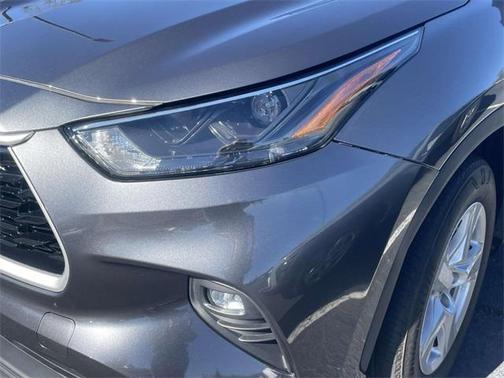 2023 Toyota Highlander Hybrid LE