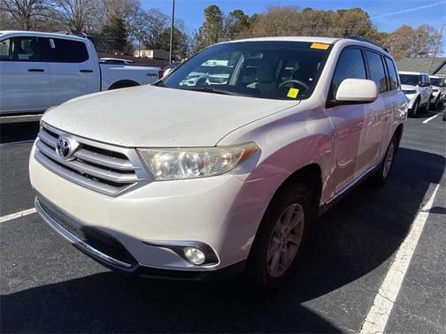 2012 Toyota Highlander SE
