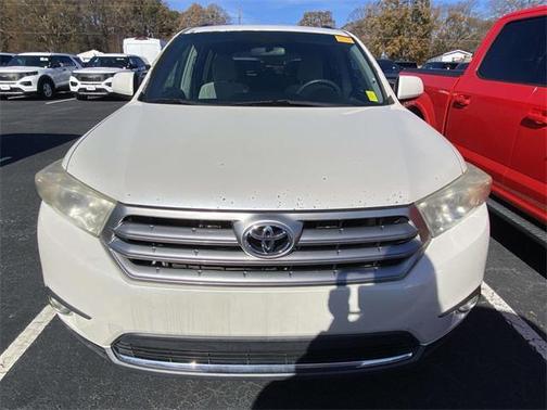 2012 Toyota Highlander SE