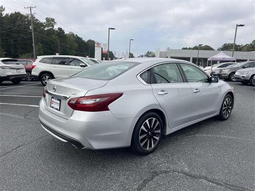 2018 Nissan Altima 2.5 SV
