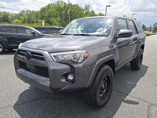 2023 Toyota 4Runner SR5