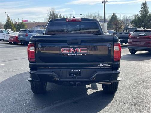 2025 GMC Canyon Denali