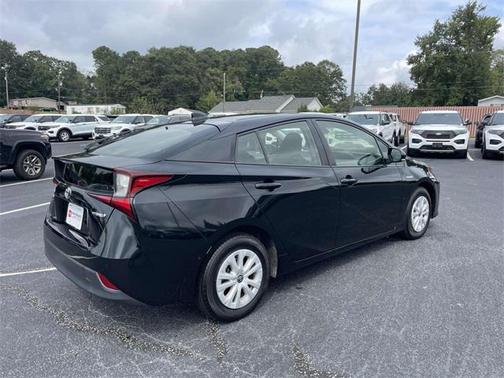 2020 Toyota Prius LE