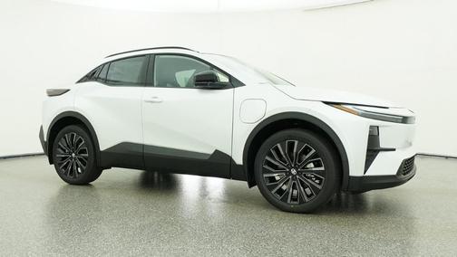 Wind Chill Pearl [extra_cost_color] 2026 Toyota C-HR XSE