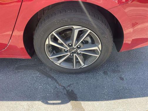 Currant Red 2024 Kia Forte LXS