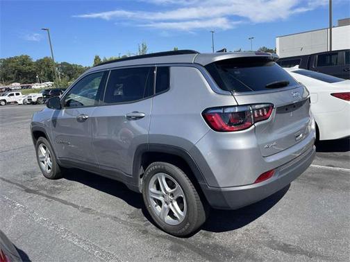 2023 Jeep Compass Latitude