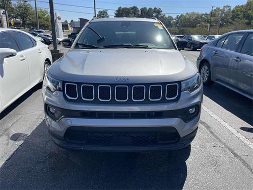 2023 Jeep Compass Latitude