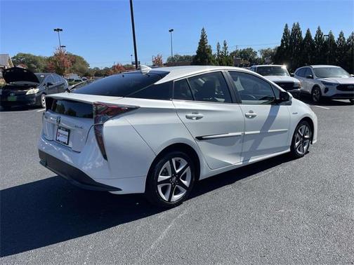 2017 Toyota Prius Four Touring