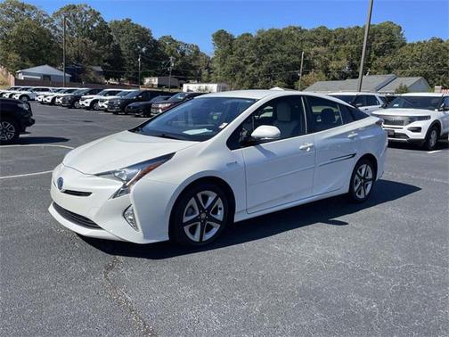 2017 Toyota Prius Four Touring