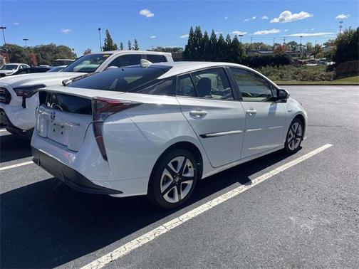 2017 Toyota Prius Four Touring