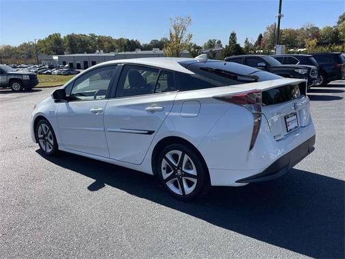 2017 Toyota Prius Four Touring