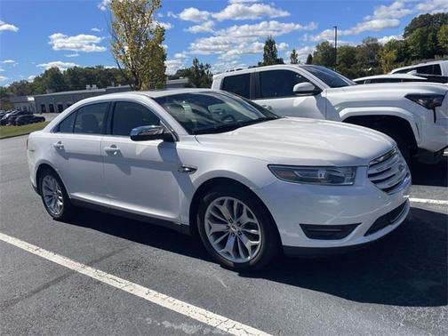 2019 Ford Taurus Limited