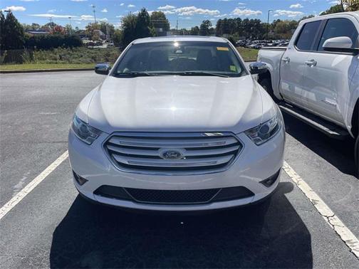 2019 Ford Taurus Limited