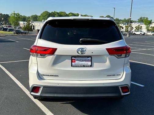 2017 Toyota Highlander Limited Platinum