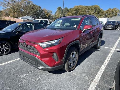 2023 Toyota RAV4 XLE