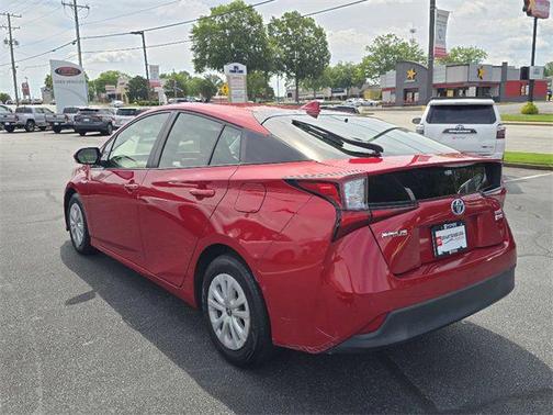 2019 Toyota Prius LE
