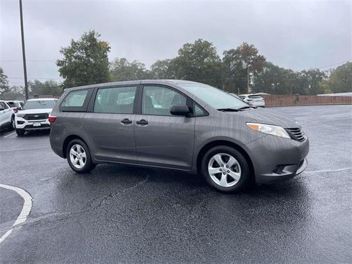 2017 Toyota Sienna SE