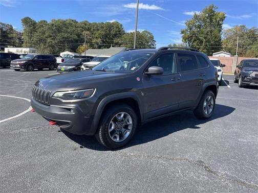 2020 Jeep Cherokee Trailhawk