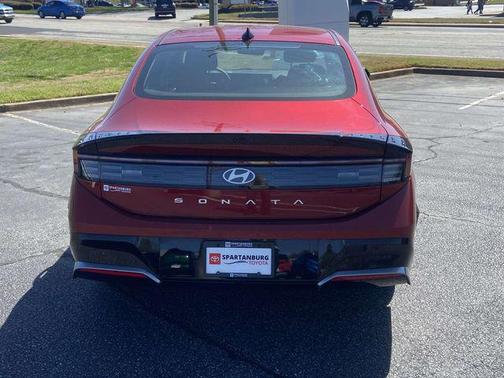 2025 Hyundai SONATA SEL