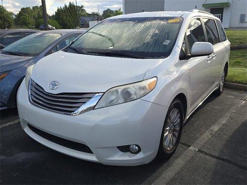 2015 Toyota Sienna XLE