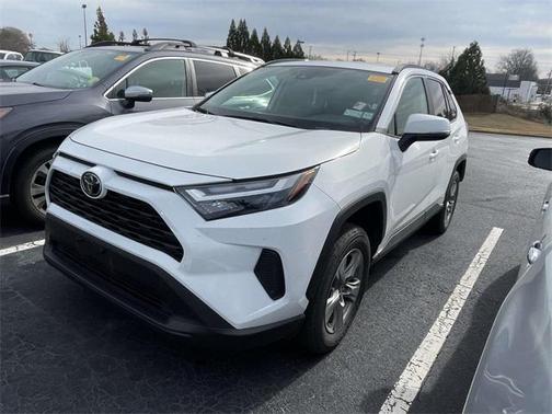 2025 Toyota RAV4 Hybrid XLE