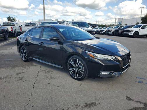 2022 Nissan Sentra SR