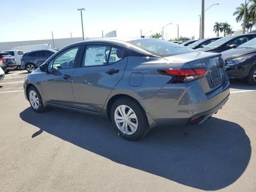 2025 Nissan Versa 1.6 S