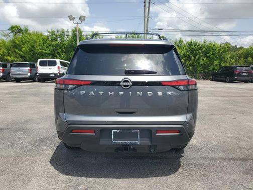 2025 Nissan Pathfinder SV FWD